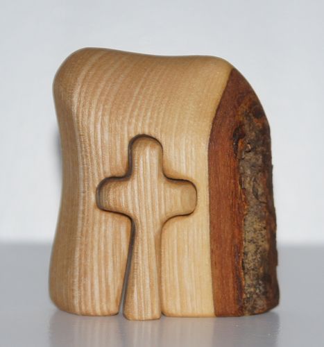 Kreuz im Holz, Größe 7, Esche